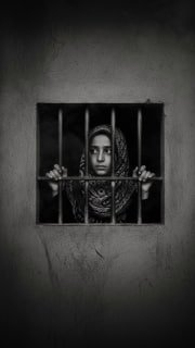 🔴 شاهد| ارتفاع عدد الأسيرات في سجون الاحتلال إلى 90 أسيرة خلال نيسان/أبريل 2026

▪️ غالبية الأسيرات يقبعن في سجن “الدامون”، بينهم طفلتان وأسيرة حامل في شهرها الثالث.
▪️ من بين الأ